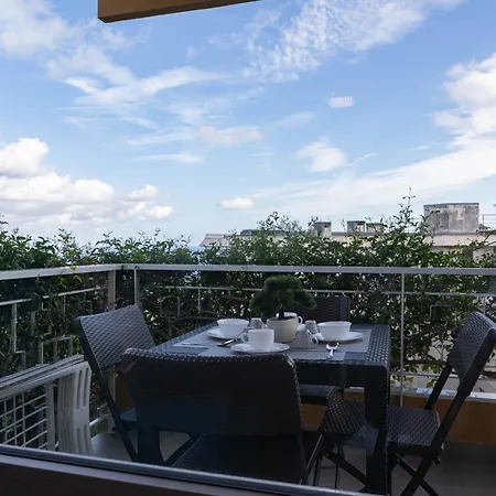 H11 Casa Liuba Giardino - Parcheggio Апартаменты