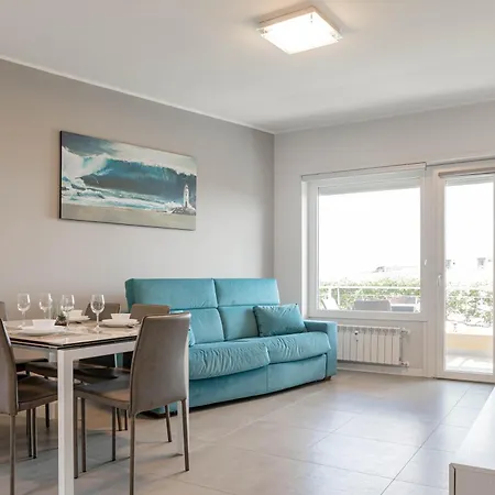 H11 Casa Liuba Giardino - Parcheggio Апартаменты
