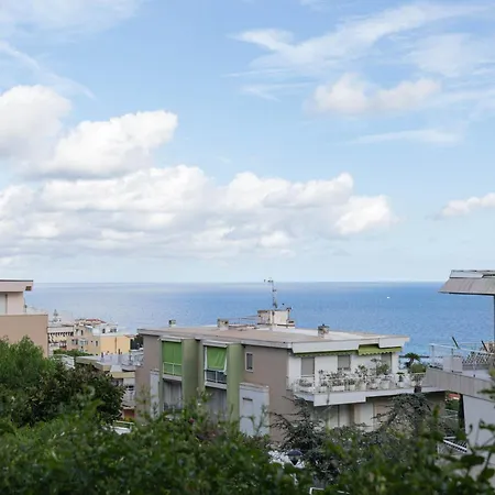 H11 Casa Liuba Giardino - Parcheggio Апартаменты Санремо