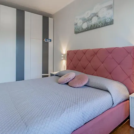 Apartamento H11 Casa Liuba Giardino - Parcheggio